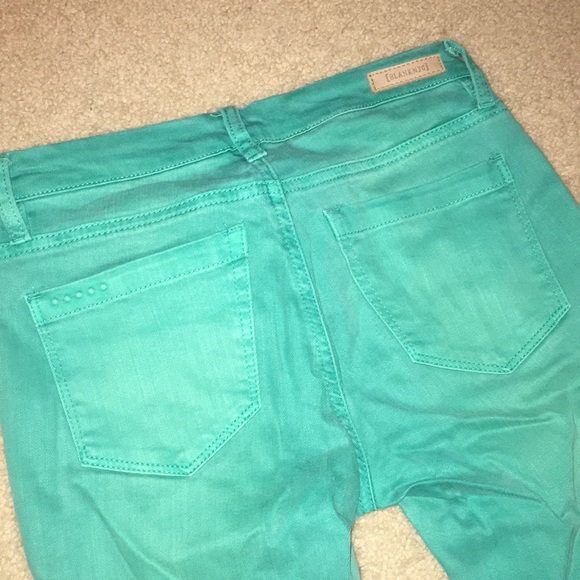 Colored denim - Picture 2 of 2